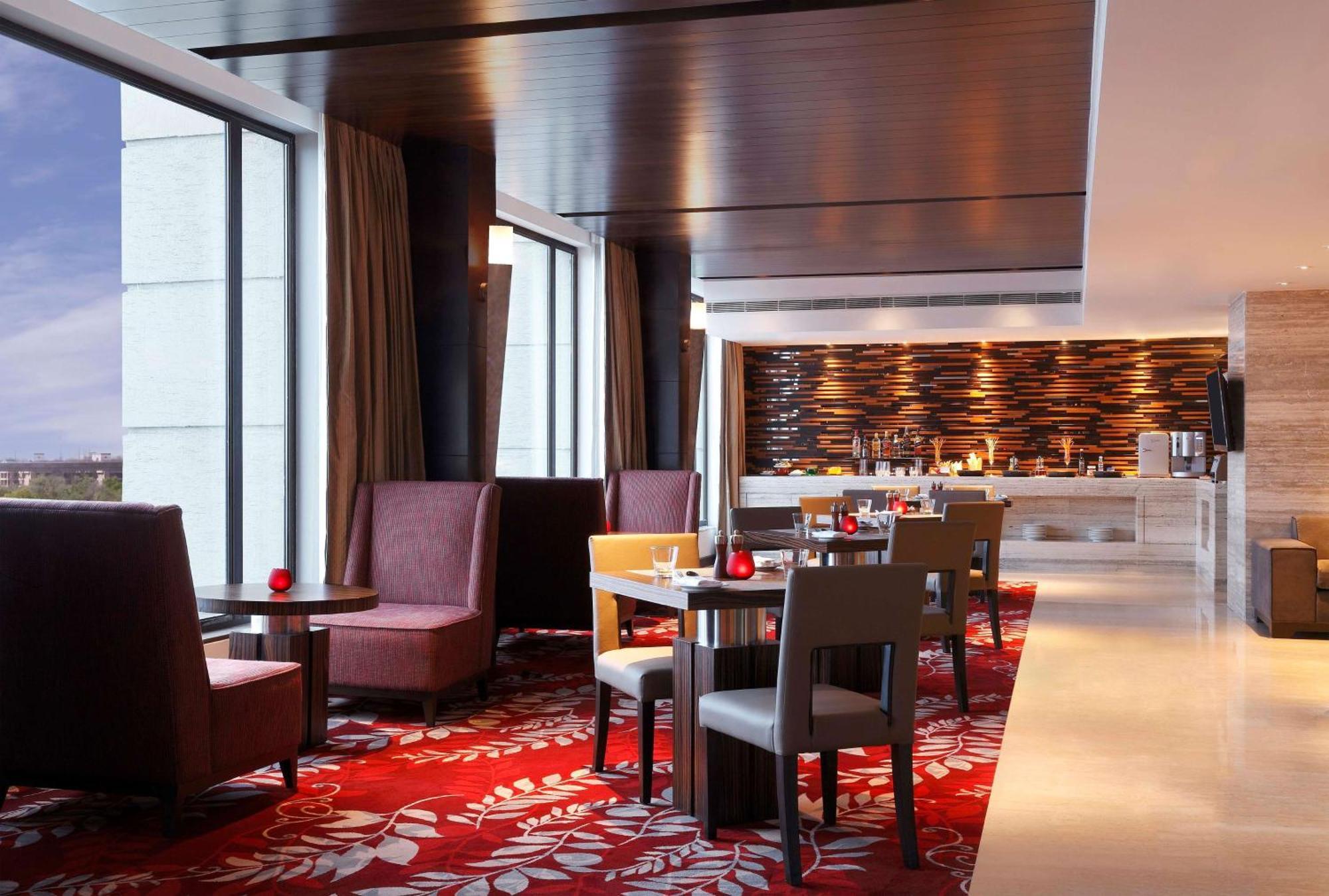 힐튼 자이푸르 호텔 외부 사진 Club Lounge at the hotel